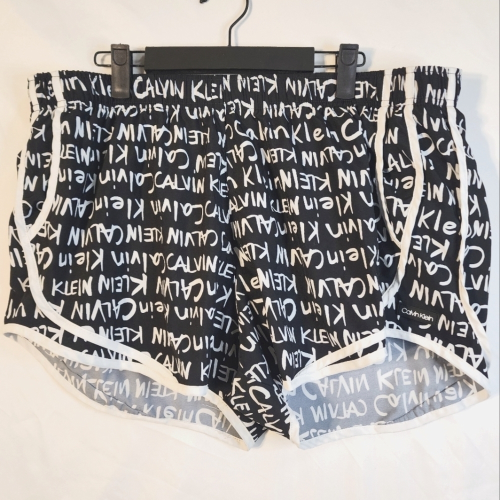 Calvin Klein Black With White Writing Women's Shorts With Pockets Sz XL